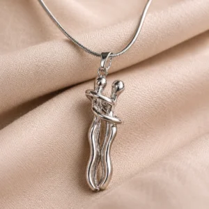 silver-couple-hug-pendant-necklace-symbol-of-love-togetherness