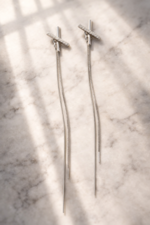 elegant-silver-long-chain-drop-earrings-with-a-modern-bar-design-and-delicate-hanging-chains-lightweight-stylish-and-perfect-for-parties-or-daily-wear