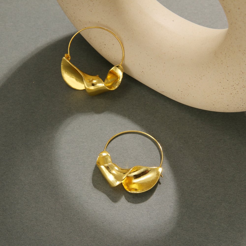 Retro Drop-Shaped Metal Hoop Earrings for Women – Minimalist Punk Statement Jewelry - Image 6