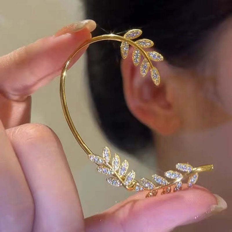 Leaf Pattern Ear Cuff for Women – Elegant Gold & Silver Leaf Ear Jewelry - Image 2